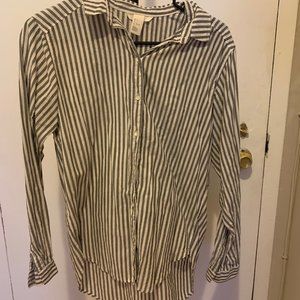 Long sleeve button up shirt